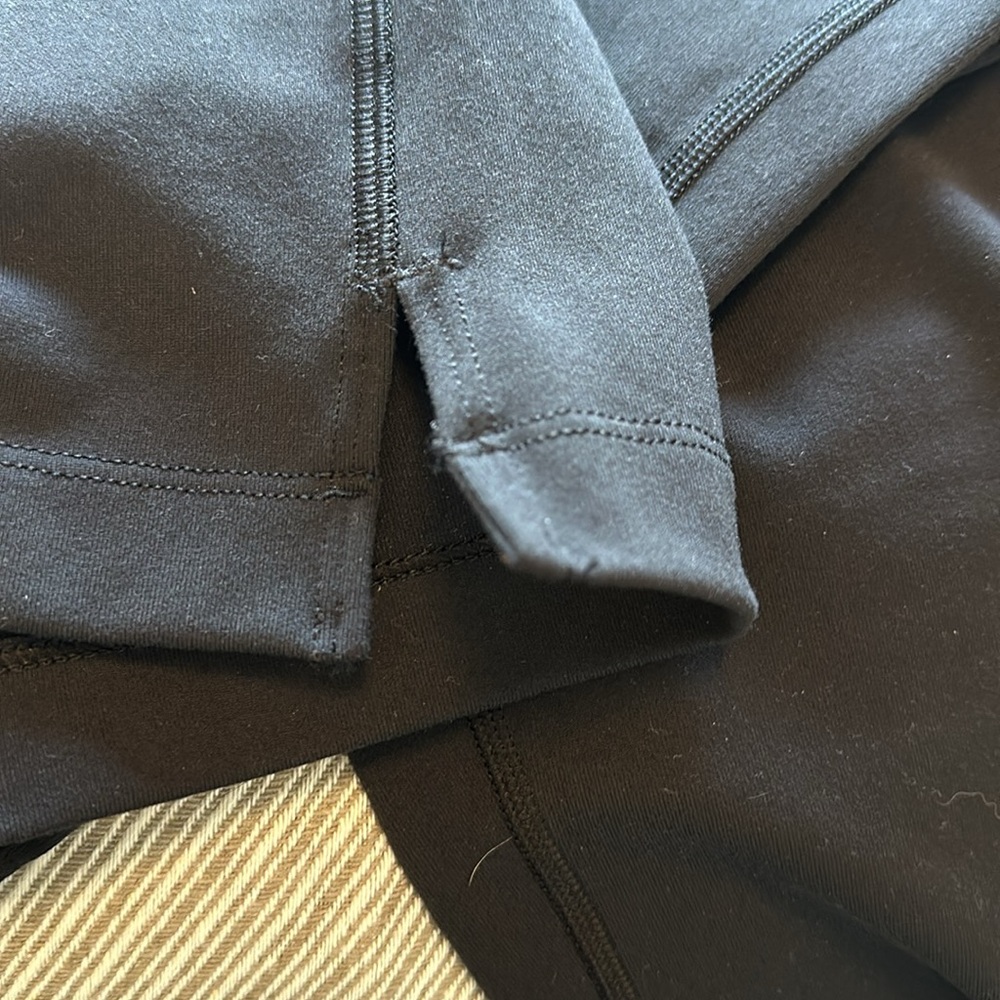 Lululemon pants - Picture 4 of 8